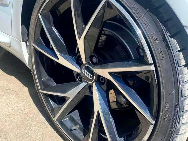 Білий Ауді А4, об'ємом двигуна 2 л та пробігом 223 тис. км за 5999 $, фото 8 на Automoto.ua