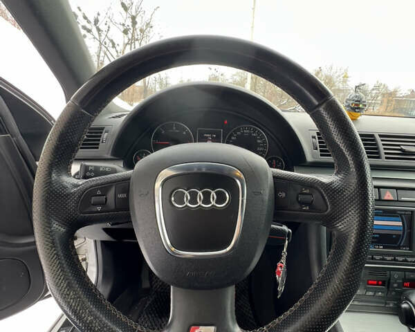 Білий Ауді А4, об'ємом двигуна 2 л та пробігом 249 тис. км за 7150 $, фото 12 на Automoto.ua