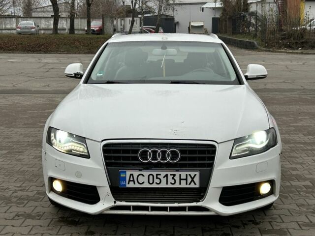 Белый Ауди А4, объемом двигателя 2 л и пробегом 340 тыс. км за 4250 $, фото 7 на Automoto.ua