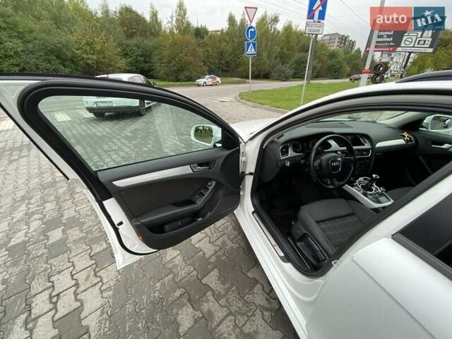 Ауди А4 2009 в Хмельницком на Automoto.ua Белый Ауди А4, объемом двигателя 1.8 л и пробегом 389 тыс. км за 8799 $, фото 18 на Automoto.ua