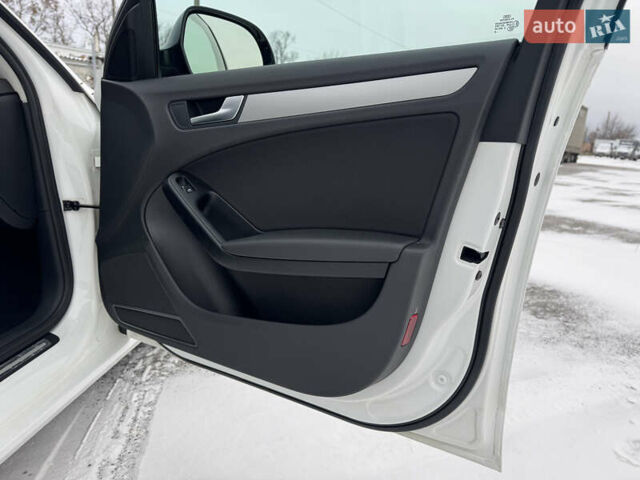 Белый Ауди А4, объемом двигателя 1.8 л и пробегом 217 тыс. км за 9450 $, фото 55 на Automoto.ua