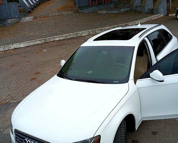 Білий Ауді А4, об'ємом двигуна 2 л та пробігом 268 тис. км за 12000 $, фото 2 на Automoto.ua