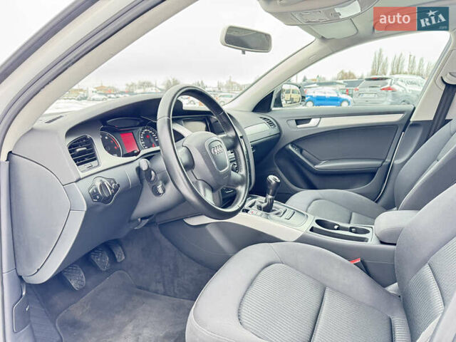 Белый Ауди А4, объемом двигателя 1.8 л и пробегом 217 тыс. км за 9450 $, фото 26 на Automoto.ua
