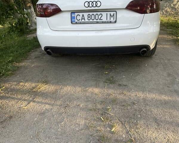 Білий Ауді А4, об'ємом двигуна 2 л та пробігом 186 тис. км за 7500 $, фото 2 на Automoto.ua