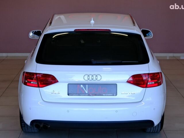 Білий Ауді А4, об'ємом двигуна 2 л та пробігом 228 тис. км за 9900 $, фото 5 на Automoto.ua