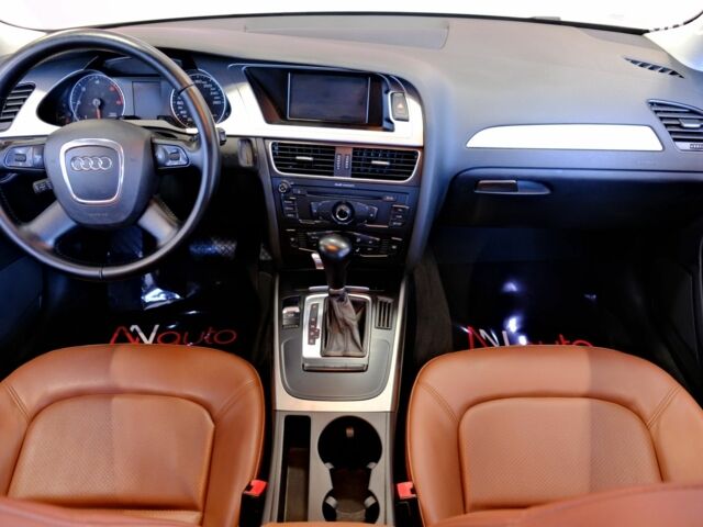 Білий Ауді А4, об'ємом двигуна 2 л та пробігом 228 тис. км за 9900 $, фото 6 на Automoto.ua
