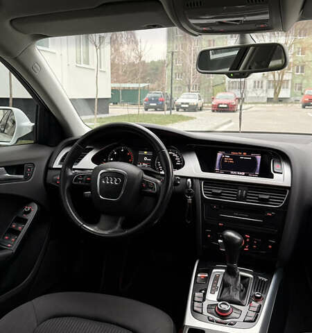 Белый Ауди А4, объемом двигателя 2.7 л и пробегом 294 тыс. км за 8950 $, фото 12 на Automoto.ua