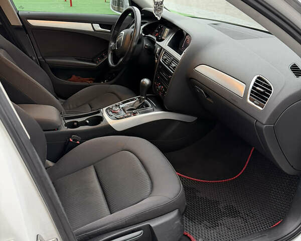 Белый Ауди А4, объемом двигателя 2.7 л и пробегом 294 тыс. км за 8950 $, фото 17 на Automoto.ua