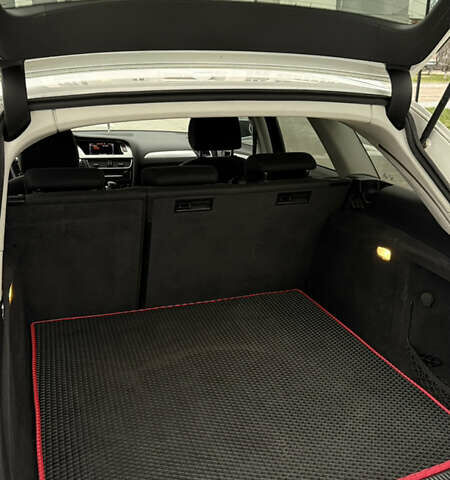 Белый Ауди А4, объемом двигателя 2.7 л и пробегом 294 тыс. км за 8950 $, фото 29 на Automoto.ua