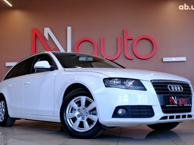 Білий Ауді А4, об'ємом двигуна 2 л та пробігом 228 тис. км за 9900 $, фото 3 на Automoto.ua
