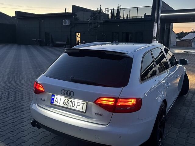 Білий Ауді А4, об'ємом двигуна 1.8 л та пробігом 230 тис. км за 11000 $, фото 4 на Automoto.ua