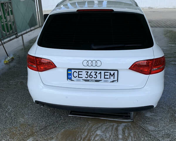 Ауді А4 2011 у Чернівцях на Automoto.ua Білий Ауді А4, об'ємом двигуна 2.01 л та пробігом 399 тис. км за 11000 $, фото 6 на Automoto.ua