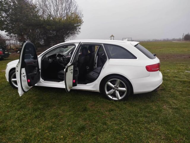 Белый Ауди А4, объемом двигателя 2 л и пробегом 170 тыс. км за 13000 $, фото 3 на Automoto.ua