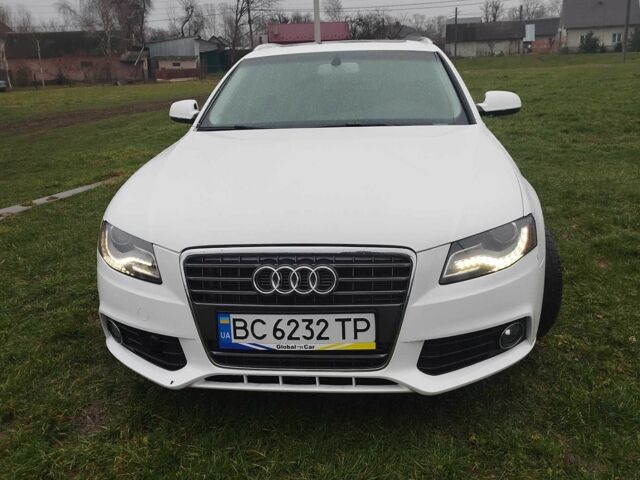 Белый Ауди А4, объемом двигателя 2 л и пробегом 170 тыс. км за 13000 $, фото 1 на Automoto.ua