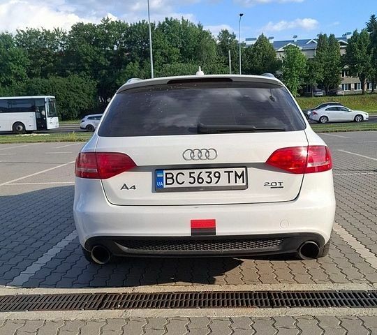 Білий Ауді А4, об'ємом двигуна 2 л та пробігом 246 тис. км за 9000 $, фото 21 на Automoto.ua