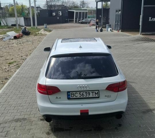 Білий Ауді А4, об'ємом двигуна 2 л та пробігом 246 тис. км за 9000 $, фото 13 на Automoto.ua