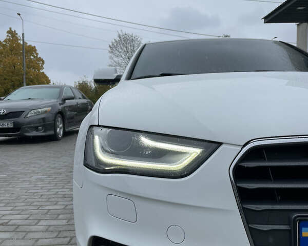 Білий Ауді А4, об'ємом двигуна 2 л та пробігом 325 тис. км за 12200 $, фото 27 на Automoto.ua