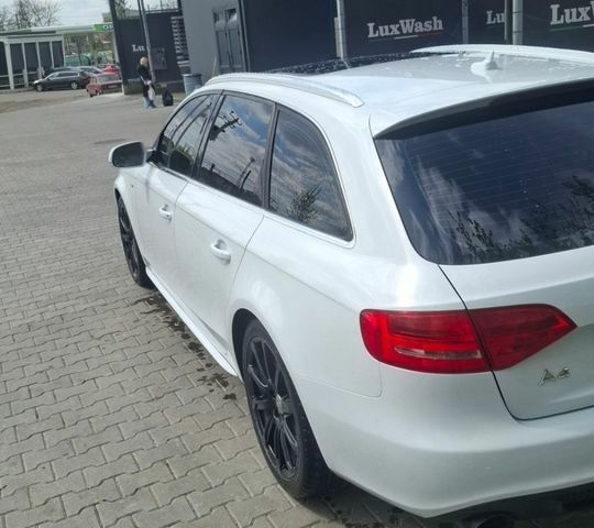 Білий Ауді А4, об'ємом двигуна 2 л та пробігом 246 тис. км за 9000 $, фото 11 на Automoto.ua