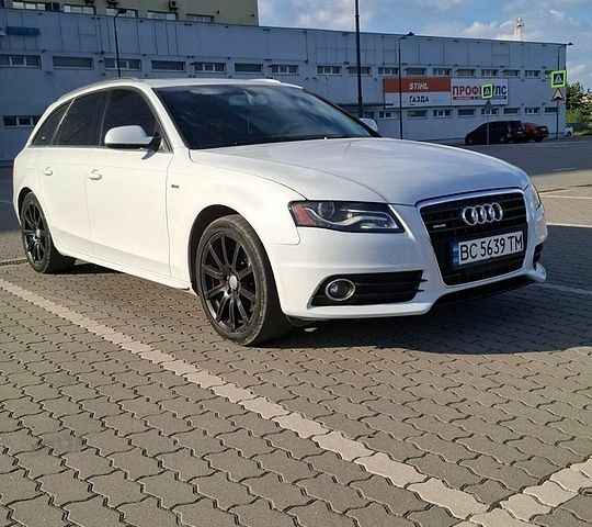 Білий Ауді А4, об'ємом двигуна 2 л та пробігом 246 тис. км за 9000 $, фото 24 на Automoto.ua