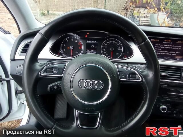 Ауді А4 2012 у Дніпро (Дніпропетровську) на Automoto.ua Білий Ауді А4, об'ємом двигуна 2 л та пробігом 280 тис. км за 15000 $, фото 2 на Automoto.ua