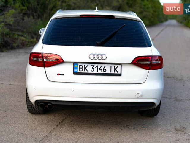Белый Ауди А4, объемом двигателя 2 л и пробегом 293 тыс. км за 11600 $, фото 5 на Automoto.ua