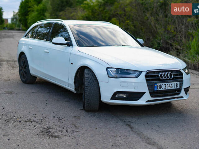 Белый Ауди А4, объемом двигателя 2 л и пробегом 293 тыс. км за 11600 $, фото 3 на Automoto.ua
