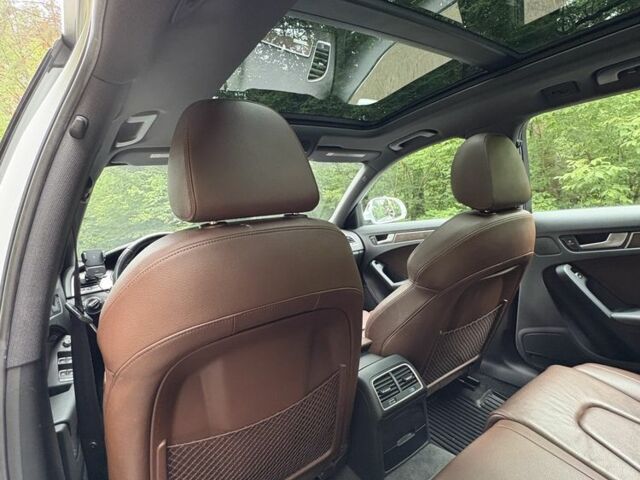 Білий Ауді А4, об'ємом двигуна 2 л та пробігом 170 тис. км за 14500 $, фото 15 на Automoto.ua