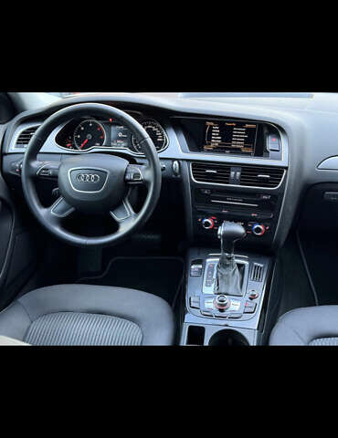 Белый Ауди А4, объемом двигателя 2 л и пробегом 255 тыс. км за 13600 $, фото 3 на Automoto.ua