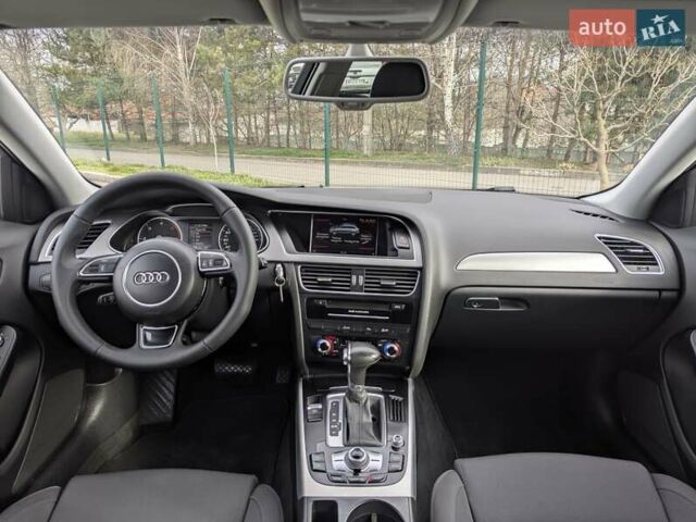 Белый Ауди А4, объемом двигателя 2 л и пробегом 266 тыс. км за 10999 $, фото 1 на Automoto.ua
