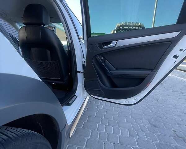 Белый Ауди А4, объемом двигателя 2 л и пробегом 226 тыс. км за 17300 $, фото 21 на Automoto.ua