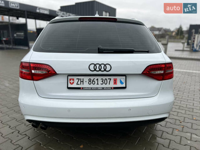 Белый Ауди А4, объемом двигателя 2 л и пробегом 255 тыс. км за 13600 $, фото 12 на Automoto.ua
