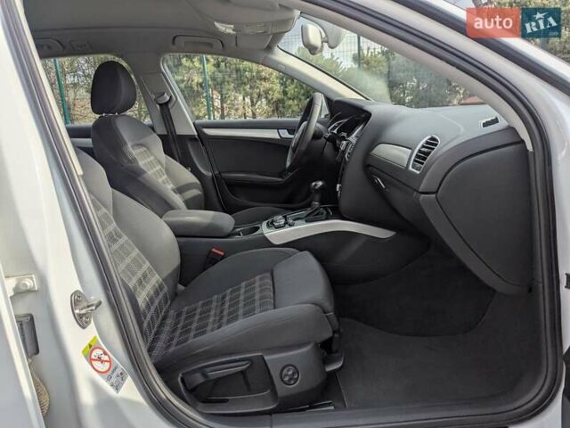 Белый Ауди А4, объемом двигателя 2 л и пробегом 266 тыс. км за 10999 $, фото 23 на Automoto.ua