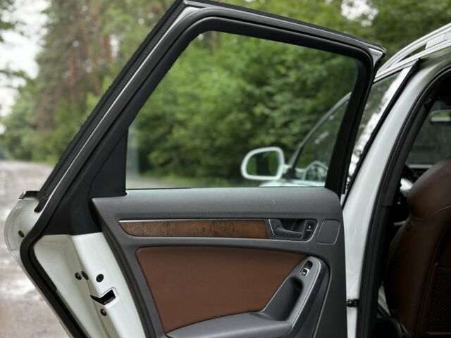 Білий Ауді А4, об'ємом двигуна 2 л та пробігом 170 тис. км за 14500 $, фото 13 на Automoto.ua