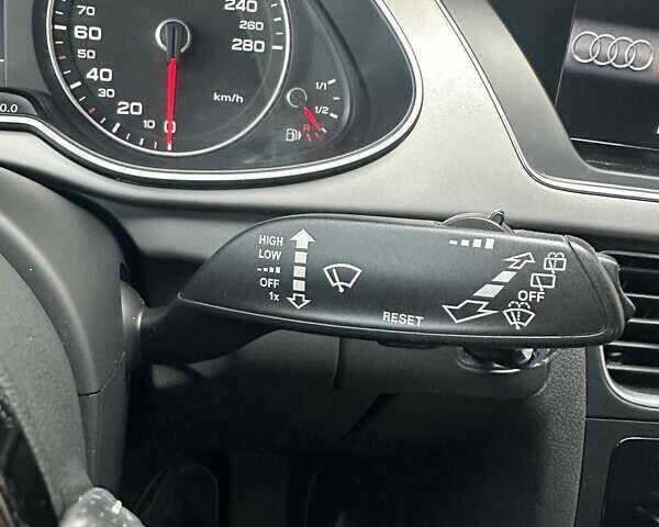 Білий Ауді А4, об'ємом двигуна 1.97 л та пробігом 250 тис. км за 13999 $, фото 17 на Automoto.ua