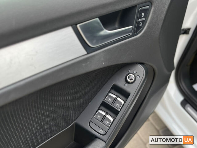 Белый Ауди А4, объемом двигателя 2 л и пробегом 247 тыс. км за 15600 $, фото 8 на Automoto.ua