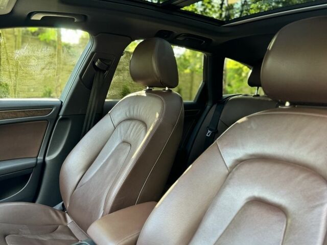 Белый Ауди А4, объемом двигателя 2 л и пробегом 150 тыс. км за 14500 $, фото 6 на Automoto.ua