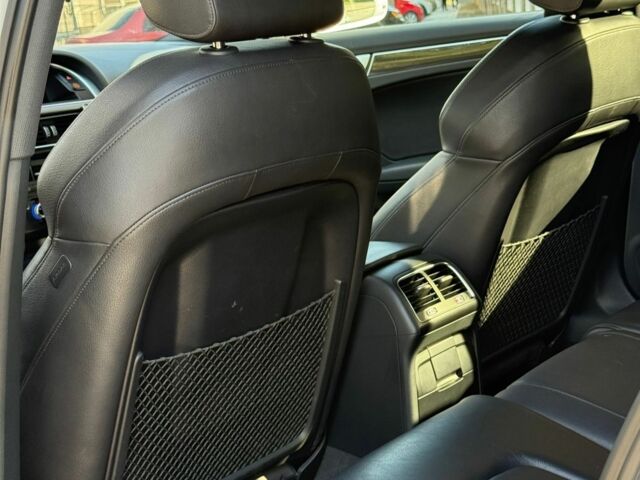Білий Ауді А4, об'ємом двигуна 2 л та пробігом 231 тис. км за 15500 $, фото 5 на Automoto.ua