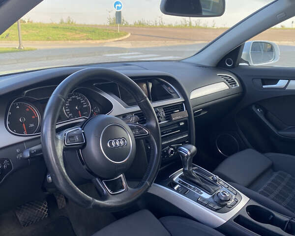 Білий Ауді А4, об'ємом двигуна 1.97 л та пробігом 299 тис. км за 12900 $, фото 10 на Automoto.ua