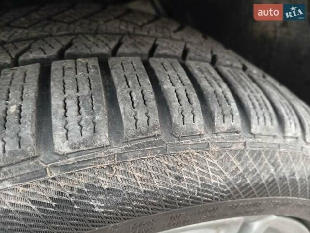 Белый Ауди А4, объемом двигателя 2 л и пробегом 242 тыс. км за 13500 $, фото 4 на Automoto.ua