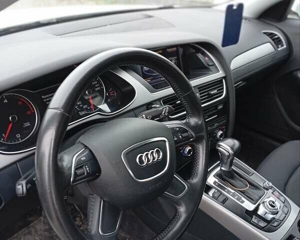 Белый Ауди А4, объемом двигателя 2 л и пробегом 242 тыс. км за 13500 $, фото 8 на Automoto.ua