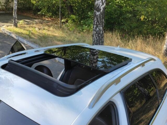 Білий Ауді А4, об'ємом двигуна 2 л та пробігом 250 тис. км за 15323 $, фото 10 на Automoto.ua