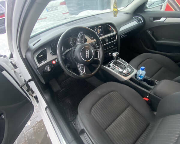 Белый Ауди А4, объемом двигателя 2 л и пробегом 335 тыс. км за 13300 $, фото 8 на Automoto.ua
