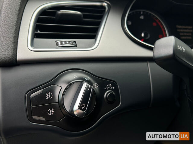 Белый Ауди А4, объемом двигателя 2 л и пробегом 160 тыс. км за 17400 $, фото 13 на Automoto.ua