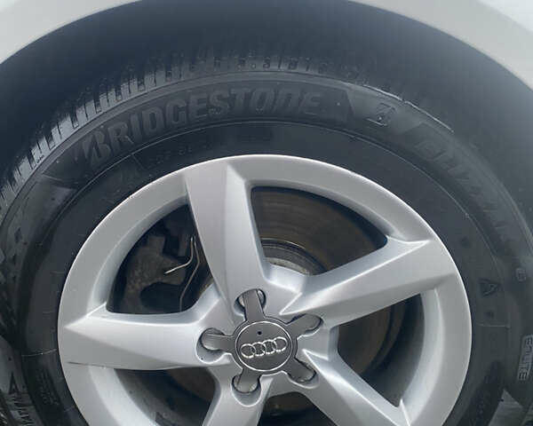 Белый Ауди А4, объемом двигателя 2 л и пробегом 335 тыс. км за 13300 $, фото 15 на Automoto.ua