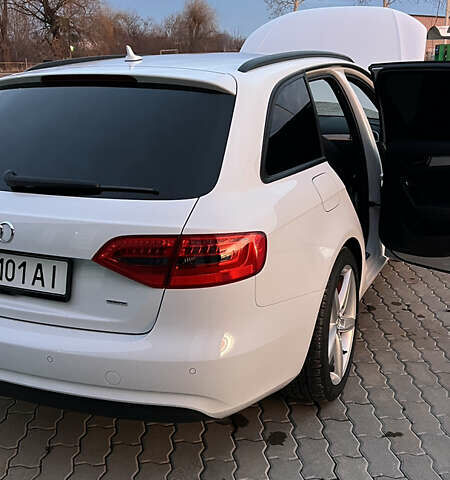 Білий Ауді А4, об'ємом двигуна 1.97 л та пробігом 197 тис. км за 16800 $, фото 13 на Automoto.ua