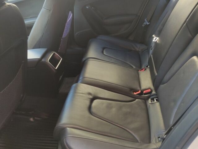 Білий Ауді А4, об'ємом двигуна 2 л та пробігом 197 тис. км за 17500 $, фото 3 на Automoto.ua