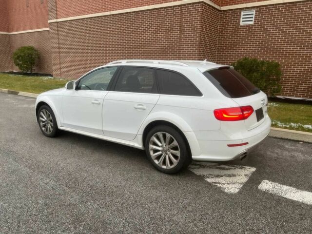 Белый Ауди А4, объемом двигателя 2 л и пробегом 77 тыс. км за 13800 $, фото 6 на Automoto.ua