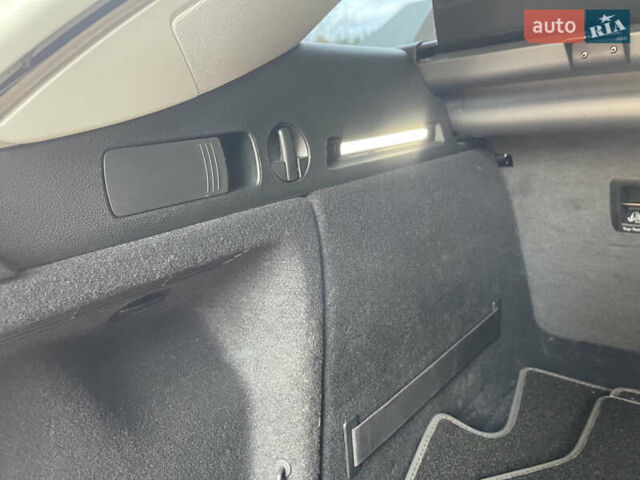 Белый Ауди А4, объемом двигателя 1.98 л и пробегом 113 тыс. км за 22799 $, фото 69 на Automoto.ua