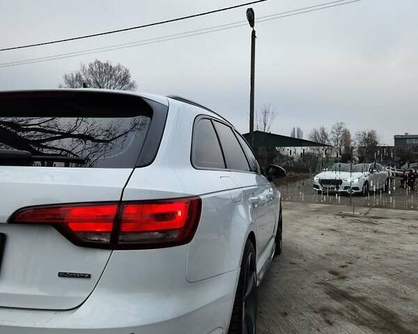 Белый Ауди А4, объемом двигателя 2.97 л и пробегом 310 тыс. км за 18900 $, фото 1 на Automoto.ua