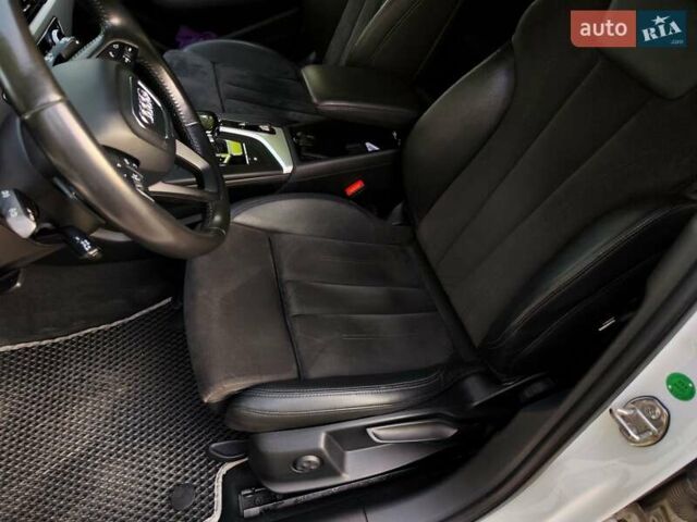Белый Ауди А4, объемом двигателя 2 л и пробегом 228 тыс. км за 17850 $, фото 12 на Automoto.ua